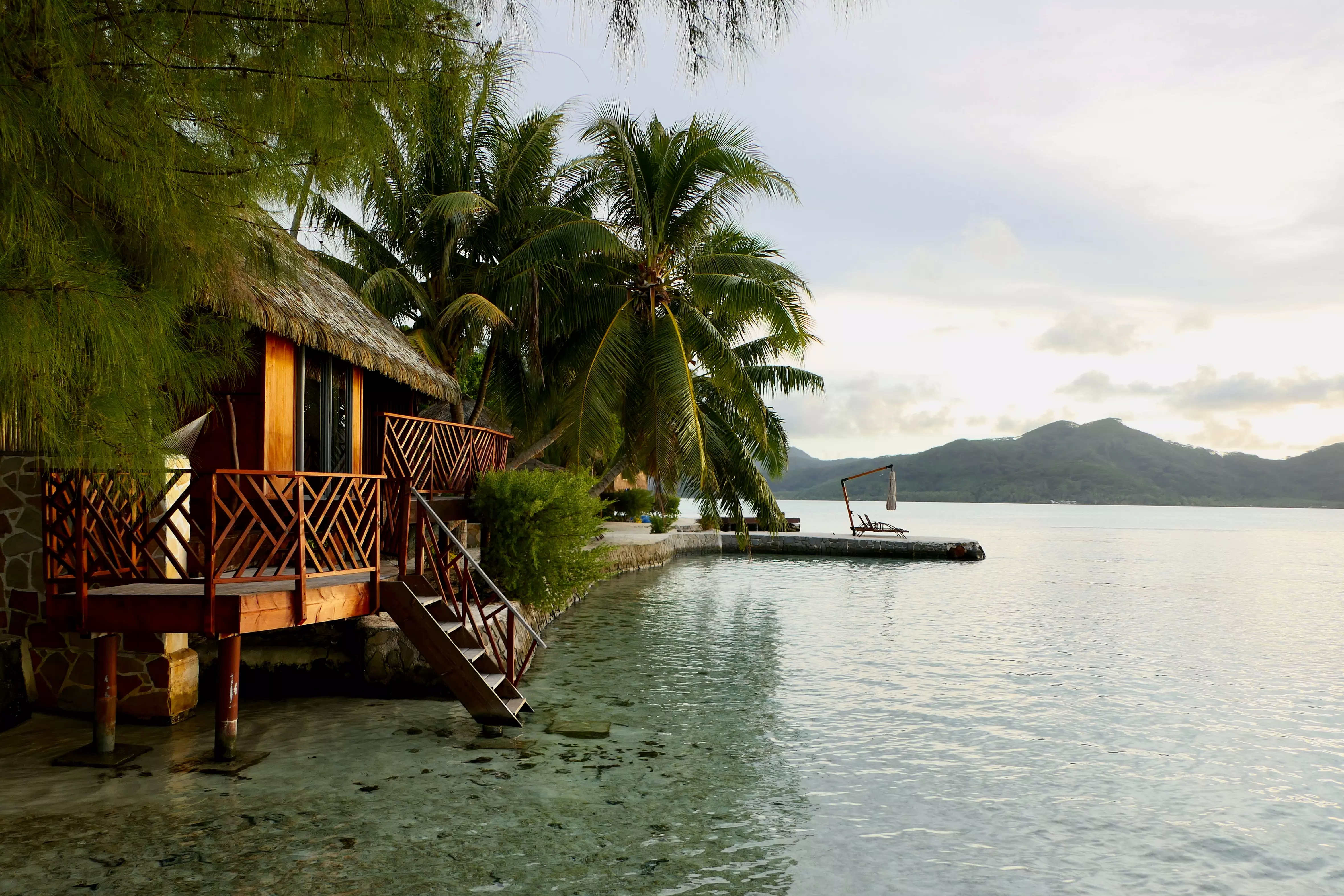 Luxury room at Hotel EDEN Taha'a private island